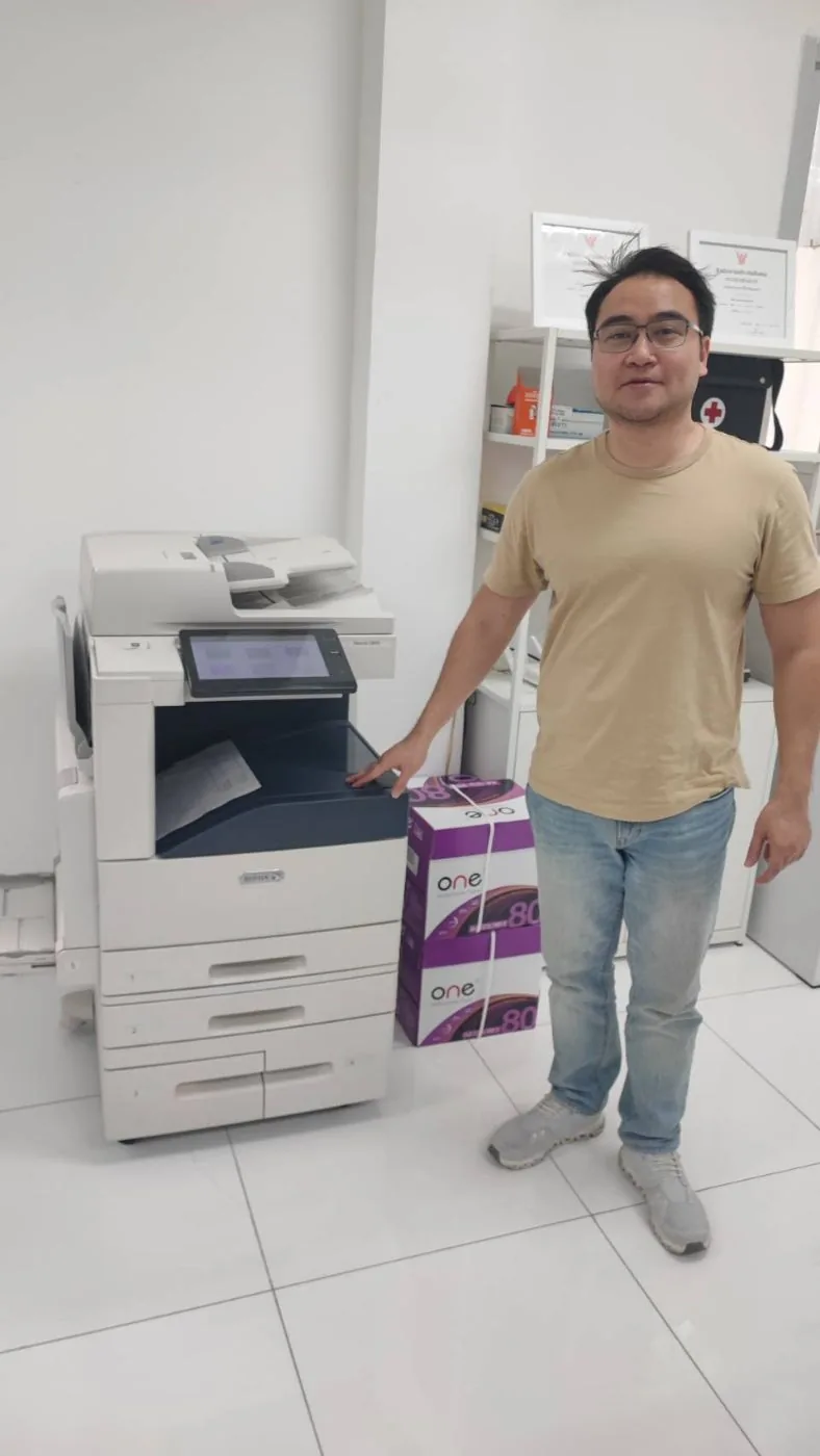 ลูกค้ารับมอบเครื่องถ่ายเอกสาร Xerox AltaLink พร้อมอุปกรณ์ครบชุด