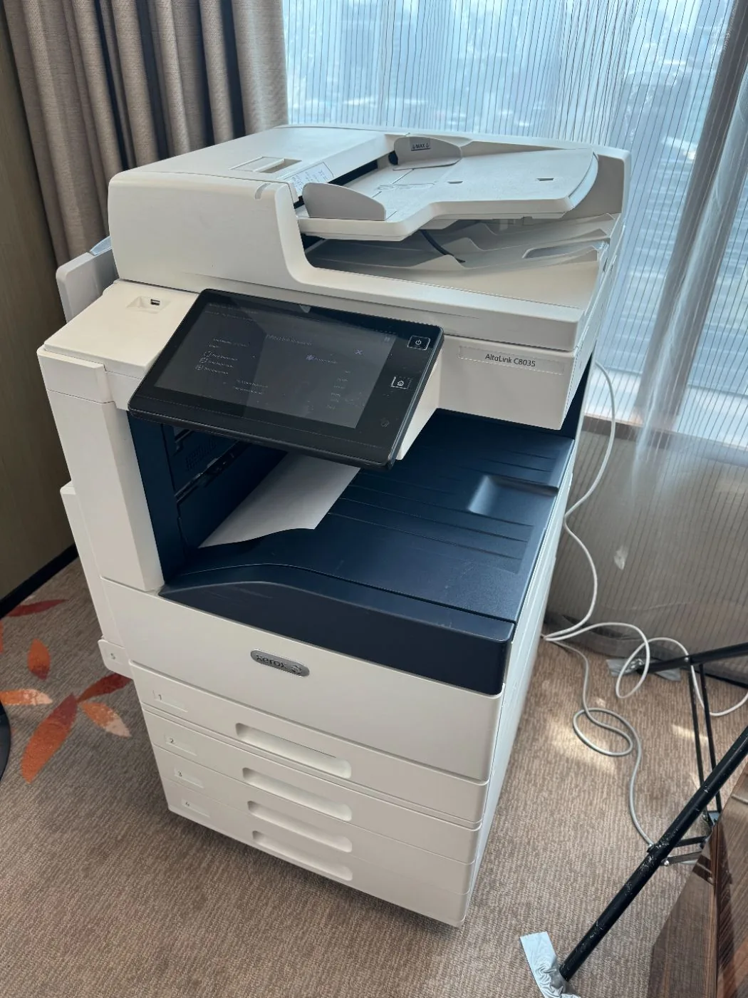เครื่องถ่ายเอกสาร Xerox AltaLink ติดตั้งเสร็จพร้อมใช้งานในสำนักงาน