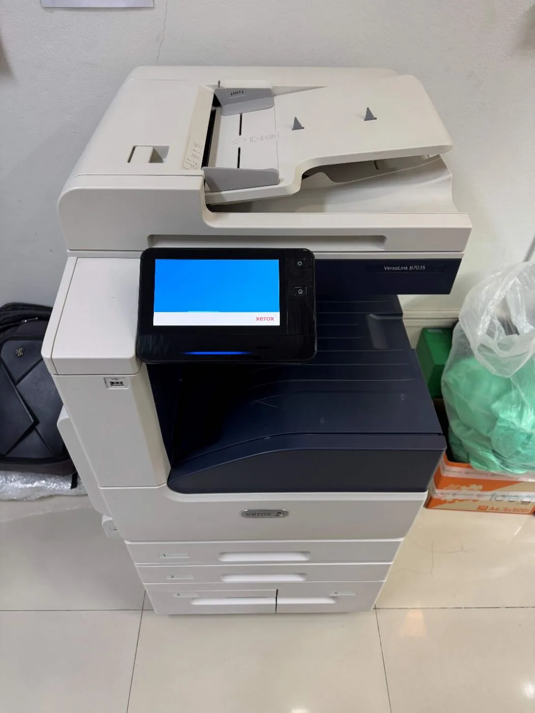 เช่าเครื่องถ่ายเอกสาร Xerox VersaLink 7035 — ภาพถ่ายจริงของเครื่องให้เช่า มุมที่ 2