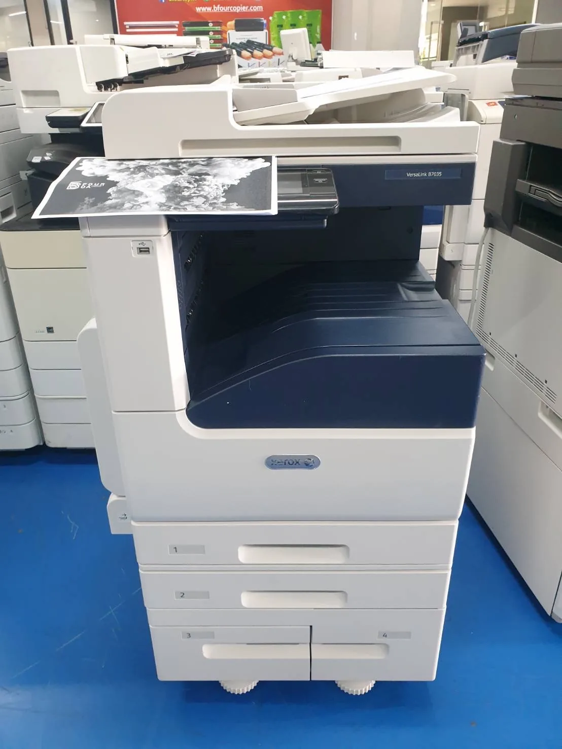 เช่าเครื่องถ่ายเอกสาร Xerox VersaLink 7035 — ภาพถ่ายจริงของเครื่องให้เช่า มุมที่ 5